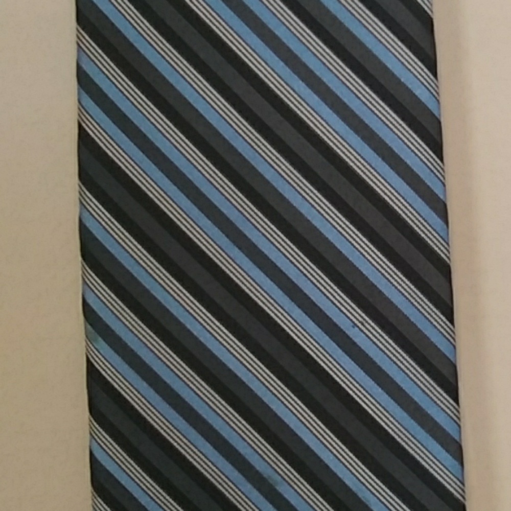 DKNY Men's Blue Gray Black Striped Tie - 100% Silk